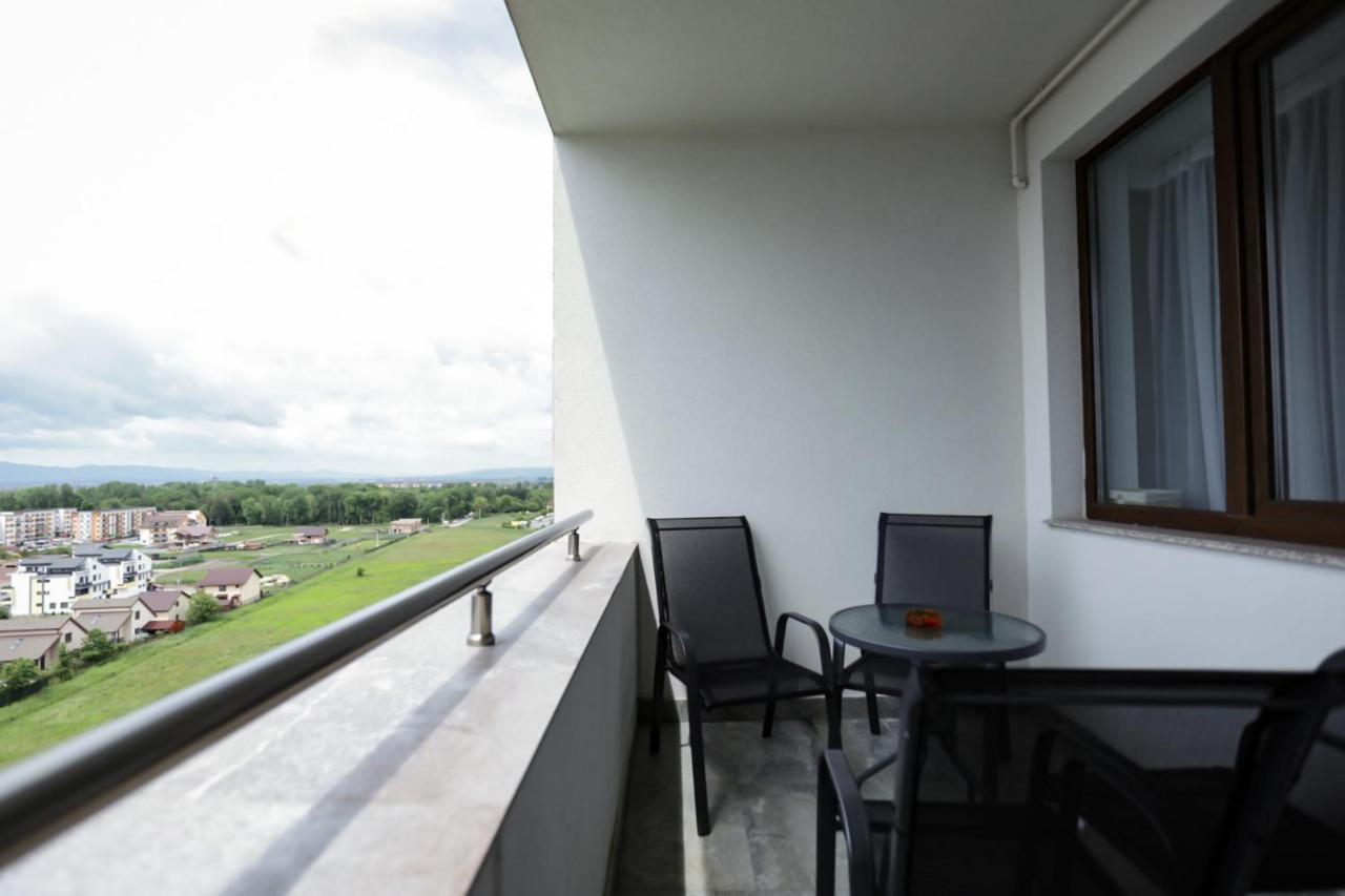 Isaran Apartament With Panoramic City View Braşov Esterno foto