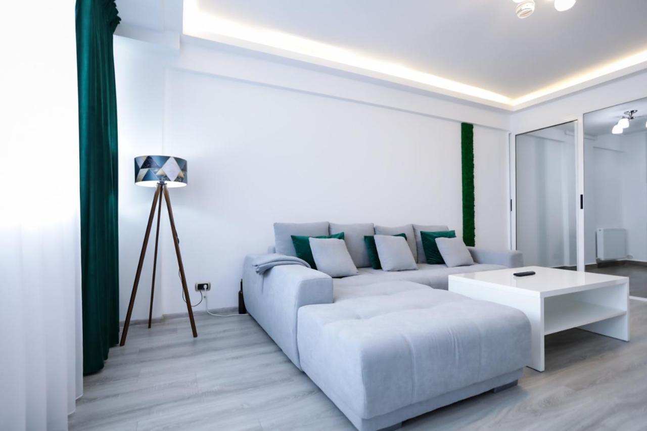 Isaran Apartament With Panoramic City View Braşov Esterno foto