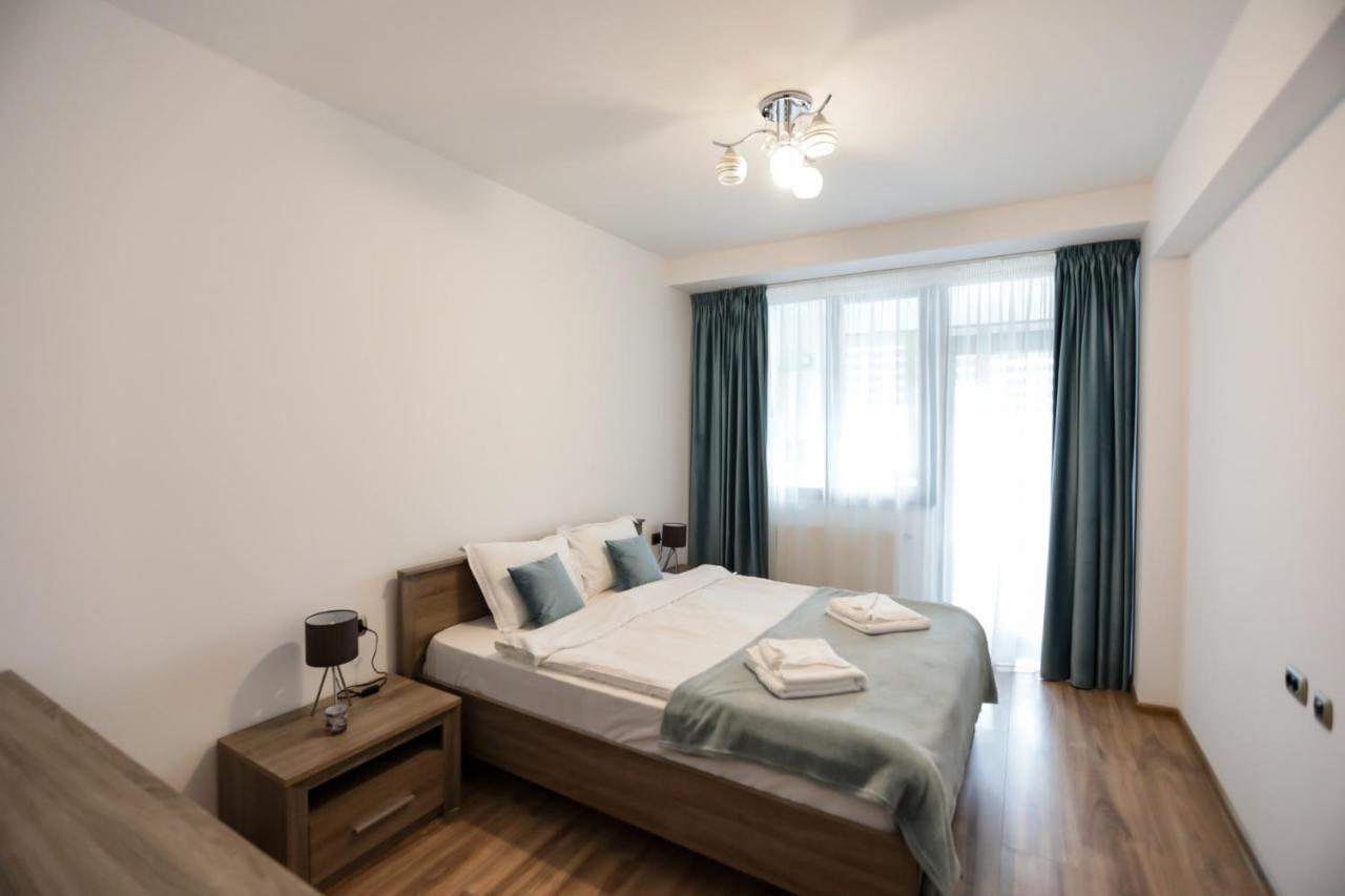 Isaran Apartament With Panoramic City View Braşov Esterno foto
